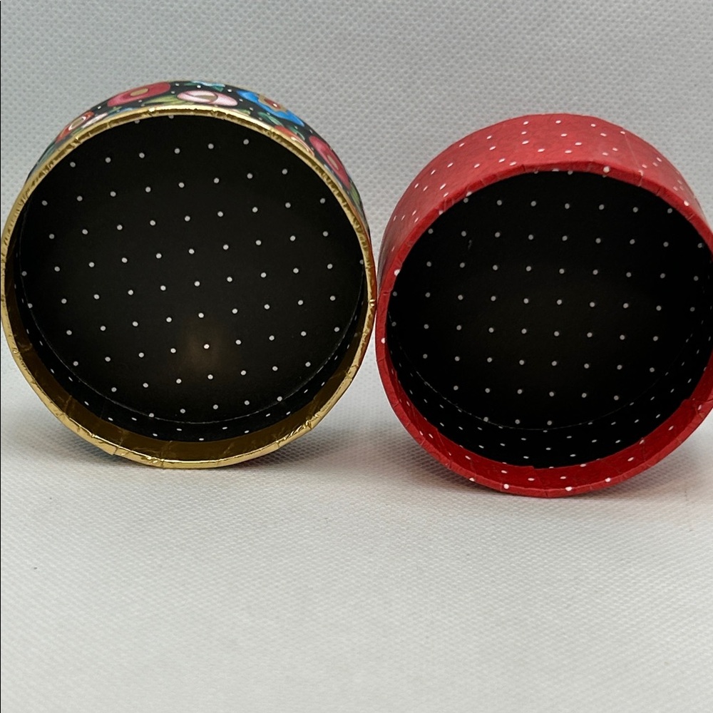 Mary Engelbreit Decorative Round Cardboard Boxes - Picture 9 of 13
